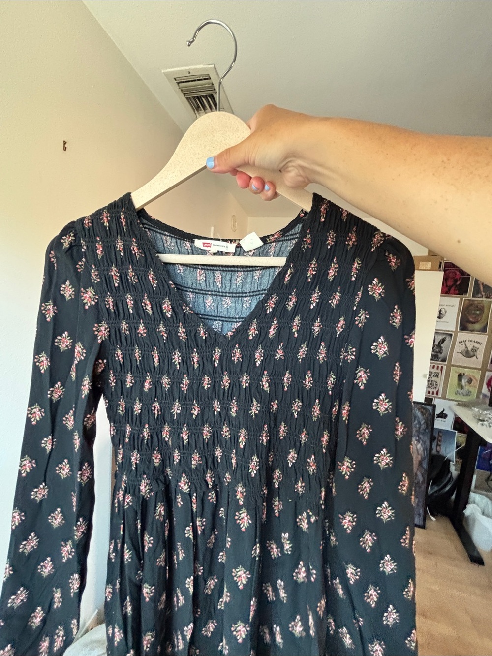 Levi's Black Midi V Neck Dress with Floral Print - Picture 4 of 16